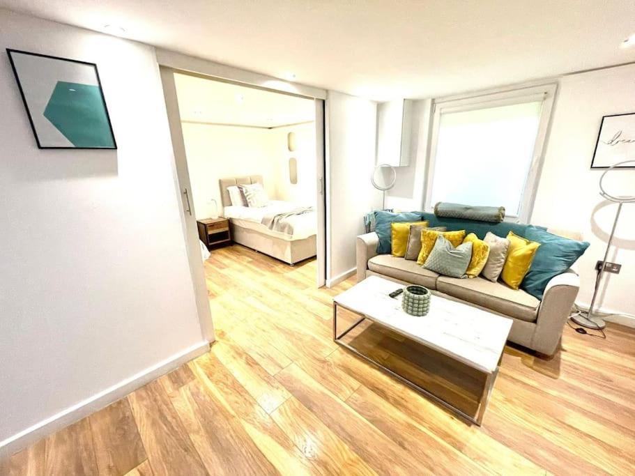 Historical Building / Cozy Basement Apt / Central CBG Dış mekan fotoğraf